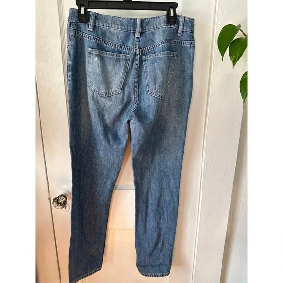 Forever21 Women’s size 26 ripped Jeans - Picture 7 of 8